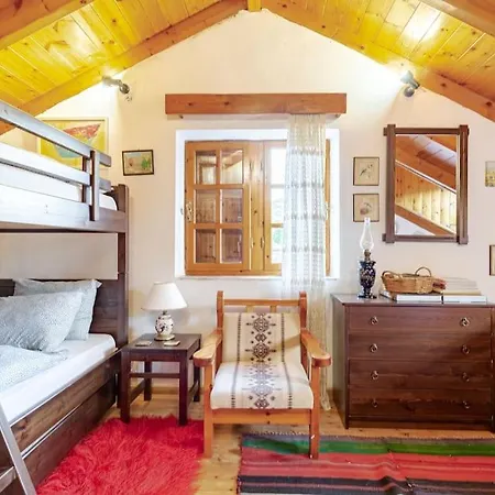 Stone Mountainhouse Near Kalavryta, North Peloponnese, Greece Дом отдыха *