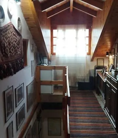 別荘 Stone Mountainhouse Near Kalavryta, North Peloponnese, Greece Dhoumena