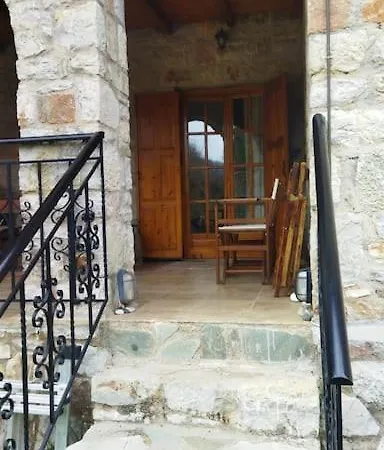 Stone Mountainhouse Near Kalavryta, North Peloponnese, Greece Дом отдыха