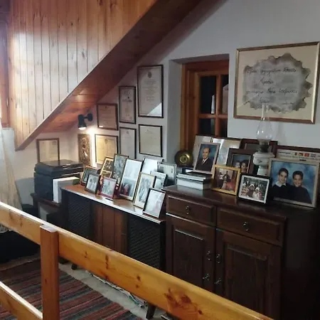 Stone Mountainhouse Near Kalavryta, North Peloponnese, Greece 別荘