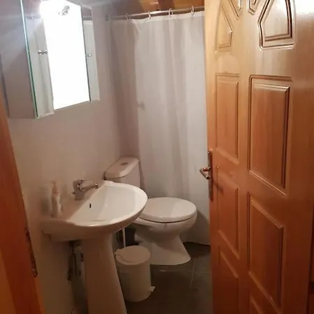 Stone Mountainhouse Near Kalavryta, North Peloponnese, Greece Дом отдыха