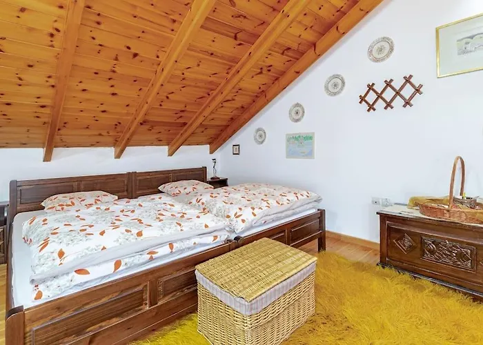 Stone Mountainhouse Near Kalavryta, North Peloponnese, Greece Nyaraló Dhoumena