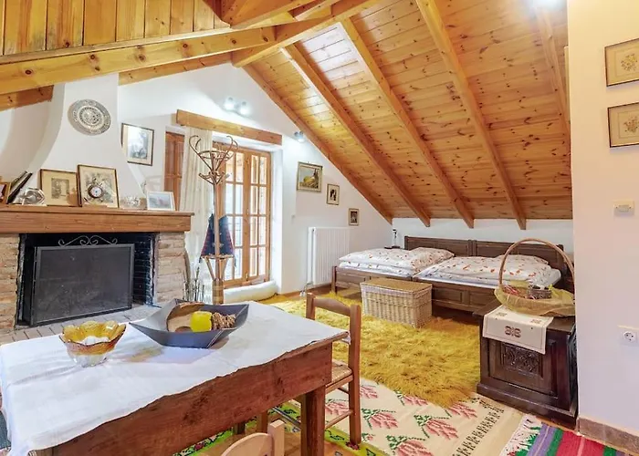 Nyaraló Stone Mountainhouse Near Kalavryta, North Peloponnese, Greece Dhoumena