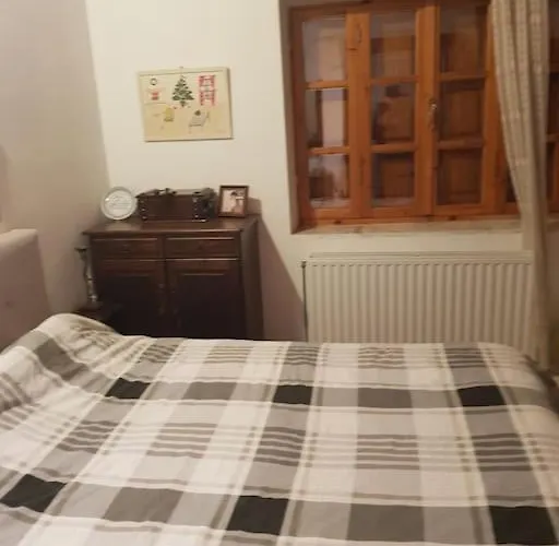 Stone Mountainhouse Near Kalavryta, North Peloponnese, Greece Nyaraló Dhoumena